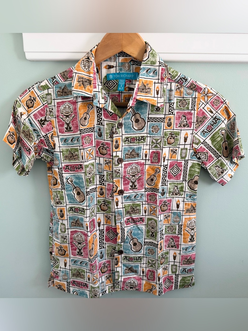 Tori Richard for Disney Polynesian Resort kids Aloha Hawaiian Tiki like new